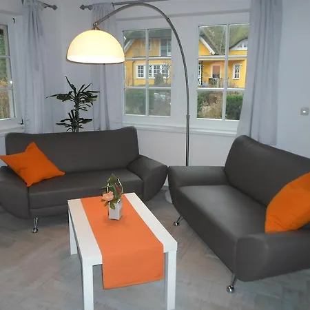 Jan Und Jana Ferienhaus Аренсхоп Номер фото